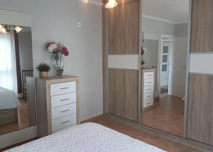 Casa Sisargas Apartment *